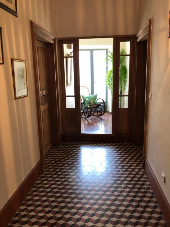 L'Oiseau Bleu Rollier Bed and Breakfast Roubia Εξωτερικό φωτογραφία