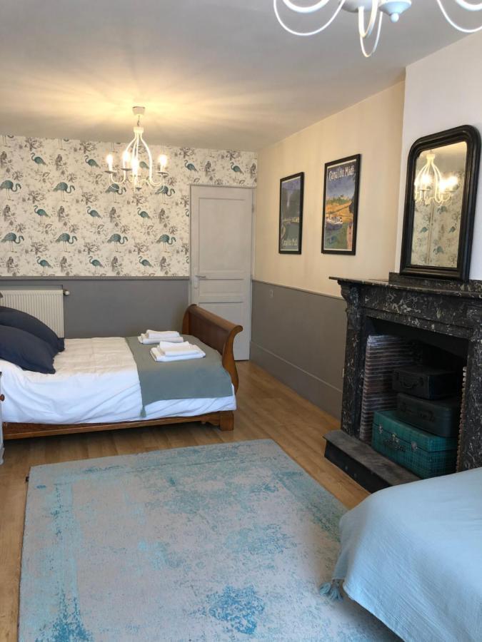 L'Oiseau Bleu Rollier Bed and Breakfast Roubia Εξωτερικό φωτογραφία