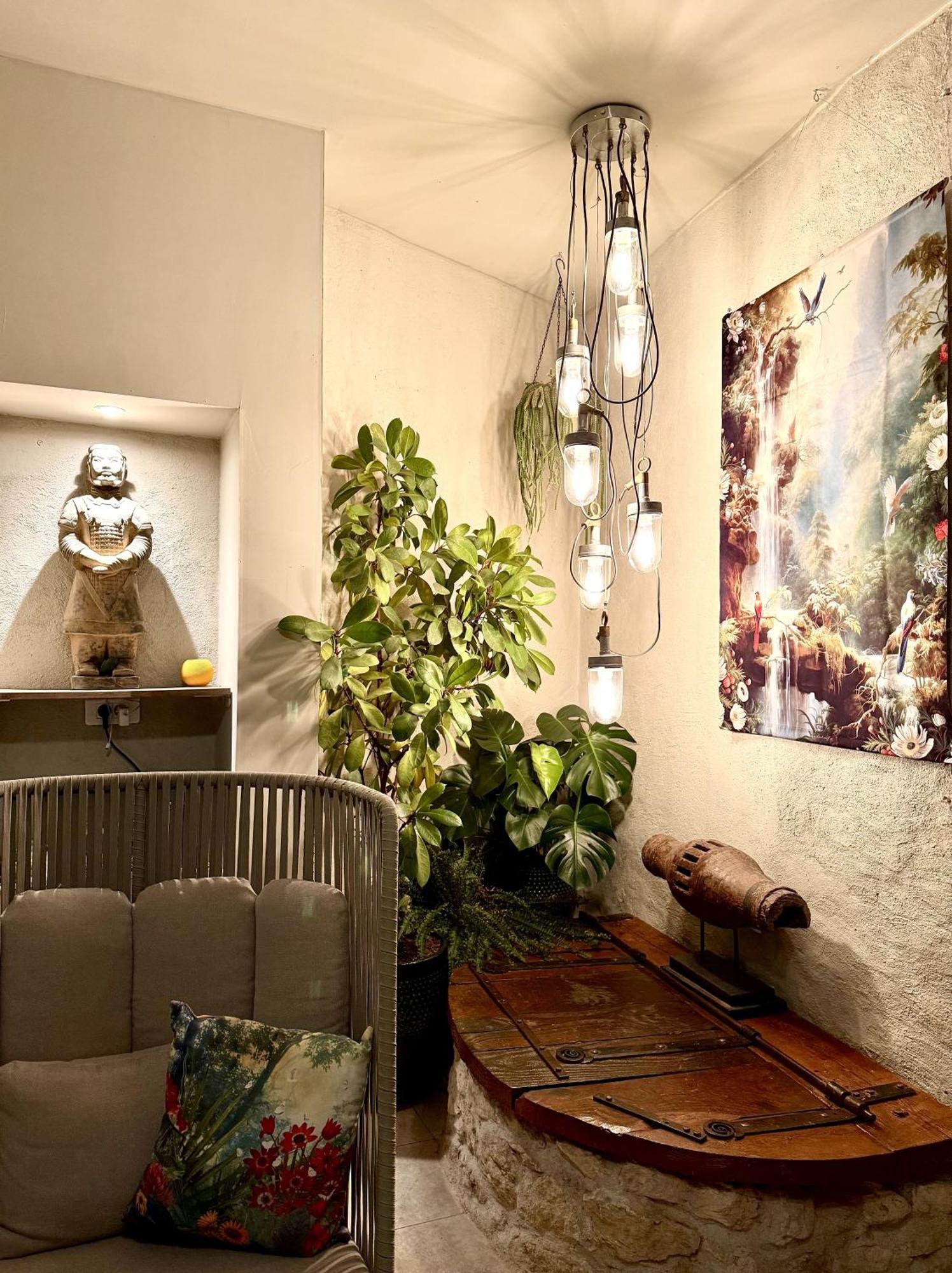 L'Oiseau Bleu Rollier Bed and Breakfast Roubia Εξωτερικό φωτογραφία